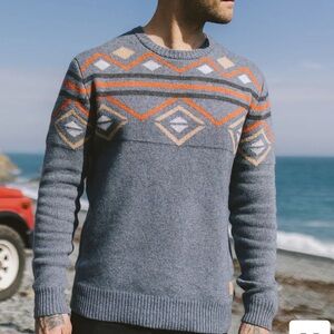 Passenger Fireside Knitted Sweater Size M
